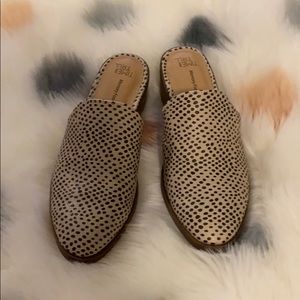 Snakeprint Dot Slipon Mules